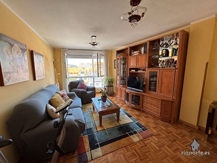 Casas en venta y pisos alquiler - 1