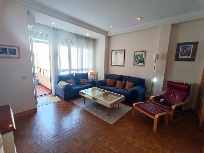Casas en venta y pisos alquiler - 2