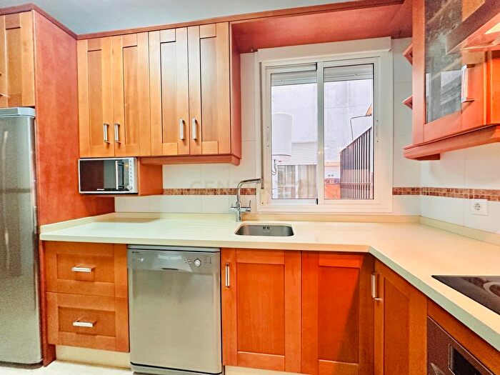 Casas en venta y pisos alquiler - 2
