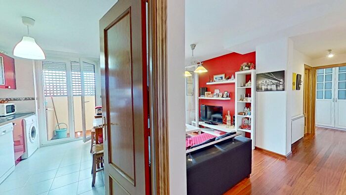 Casas en venta y pisos alquiler - 2