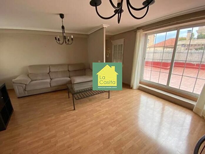 Casas en venta y pisos alquiler - 3