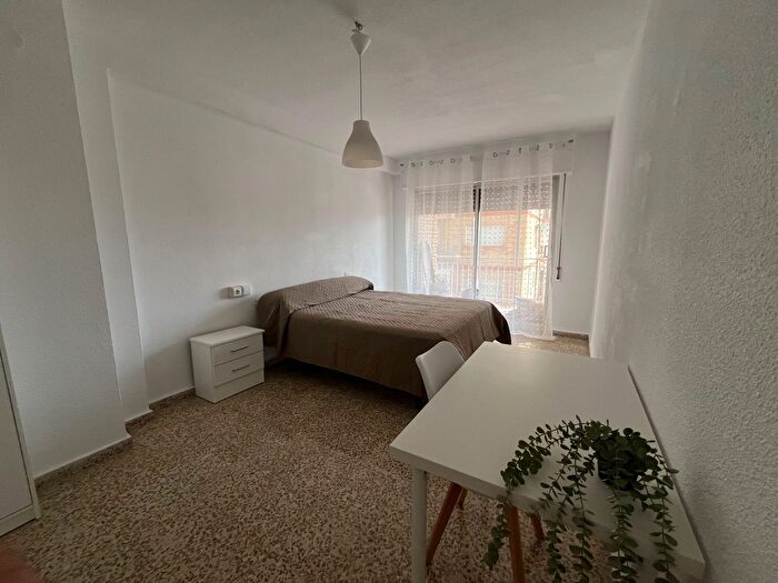 Piso en alquiler en Norte, Cartuja de 4 habitaciones