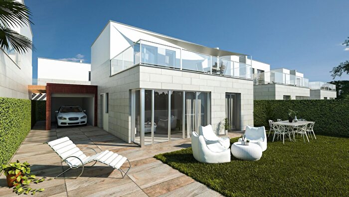 Casas en venta y pisos alquiler - 1