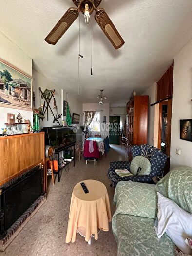 Casas en venta y pisos alquiler - 2