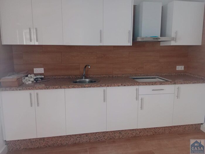 Casas en venta y pisos alquiler - 1