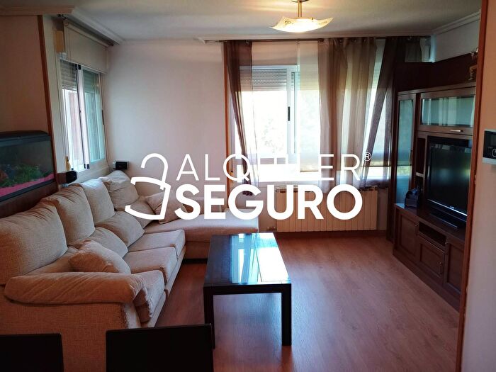 Piso en alquiler en La Victoria Puente Jardín, Valladolid Capital de 3 habitaciones