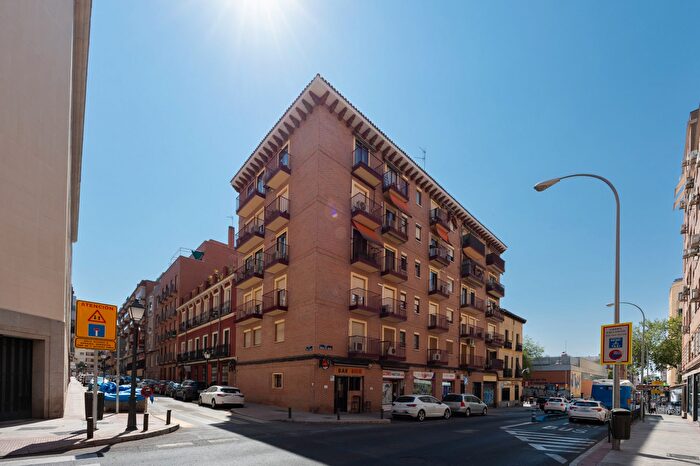 Piso en venta en Arganzuela, Palos de Moguer de 4 habitaciones