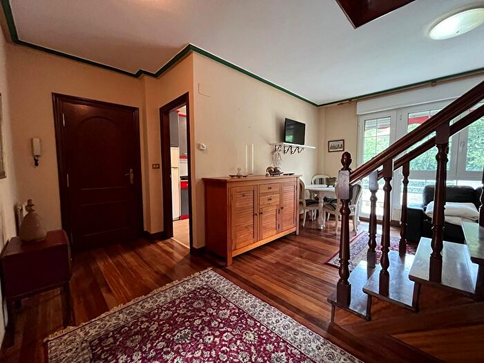 Casas en venta y pisos alquiler - 3