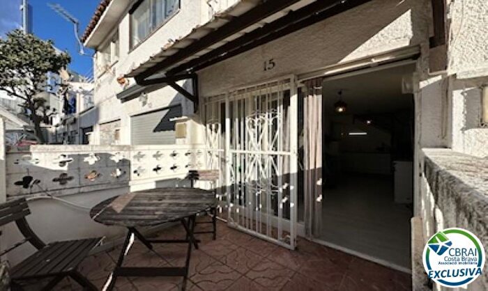 Casa en venta en Muga Gran Reserva Badia, Empuriabrava de 1 habitacion